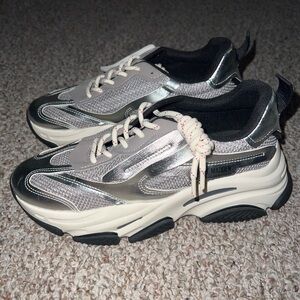 Steve Madden Metallic and Black Women's Sneakers